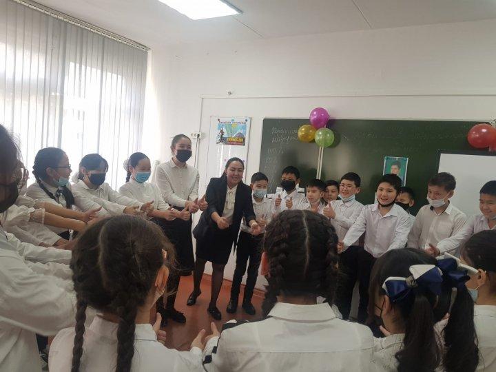 Бүгін қазақ әдебиеті пәнінен Мақтабек Ақсұңқардың ашық сабағы  болып өтті