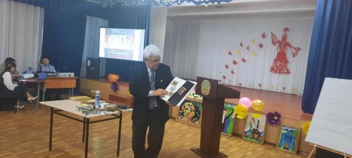 Мектеп-гимназиямызда көркем еңбек және эстетика ӘБ қалалық семинары өтті.
